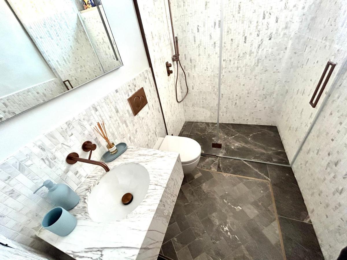 Design Home At Garda Lake Desenzano del Garda Exterior photo